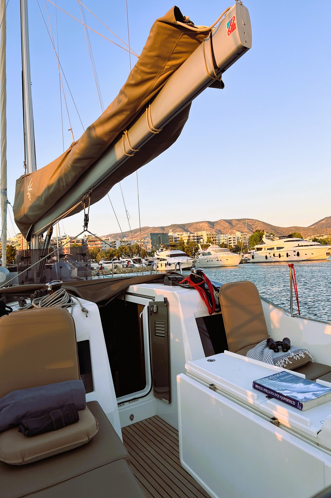 Photo #26 - Sun Odyssey 410 (Little Tony) en Atenas - 20751