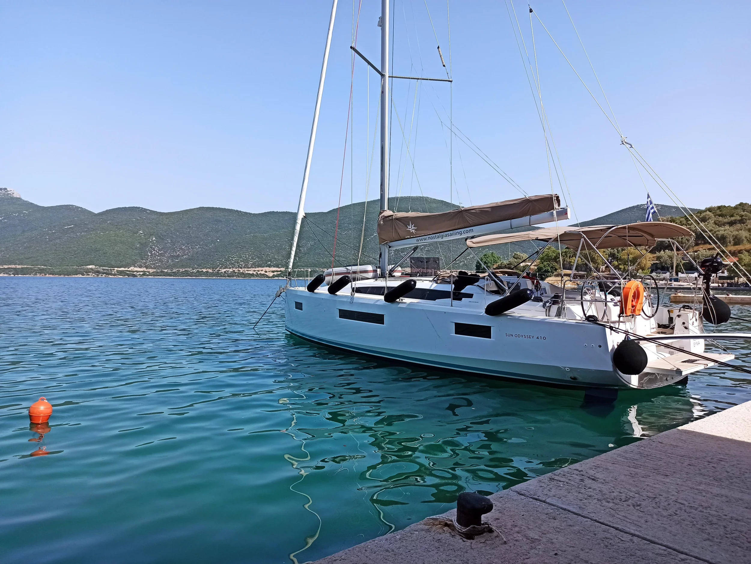 Sun Odyssey 410 (Evnia) Main image - 0