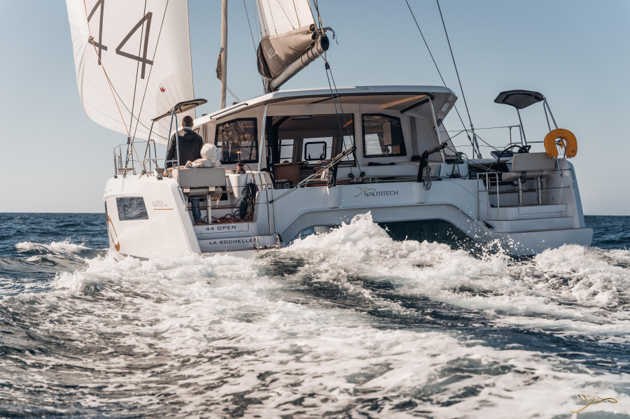 Photo #6 - Nautitech 44 Open (Stella) en San tropez - 19462