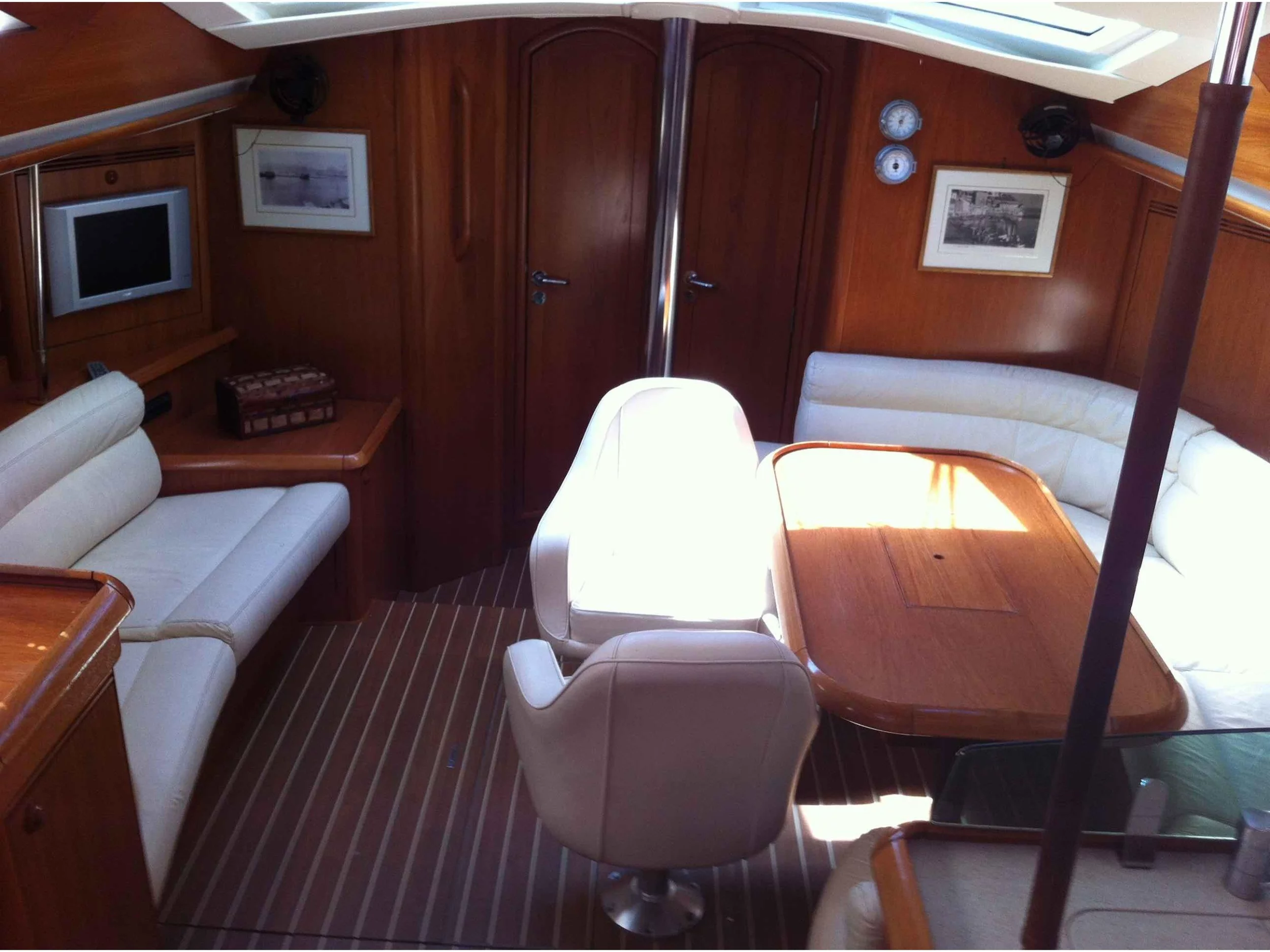 Sun Odyssey 49DS (Idrea) Interior image - 2