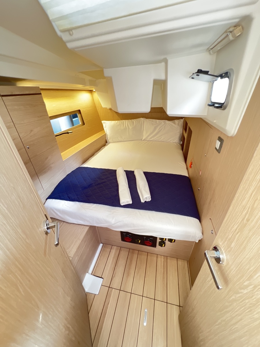 Photo #21 - Oceanis 46.1 (4 cab) (Goldeneye) in Portorosa - 16530