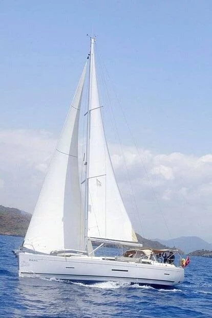 Dufour 450 GL (Dans) Sailing - 6