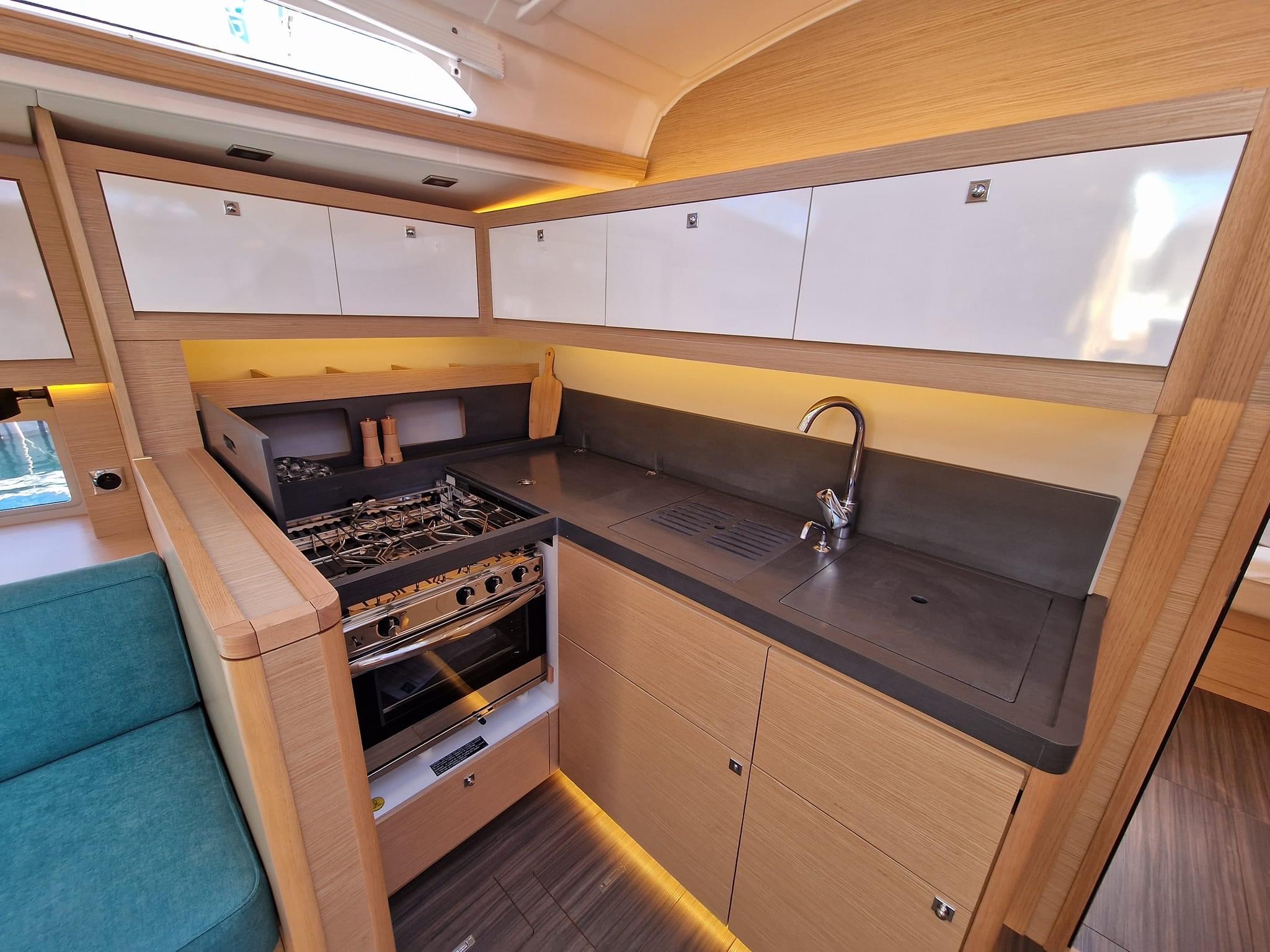 Photo #28 - Dufour 470 (Salty) in Port Grimaud Sam - 15975