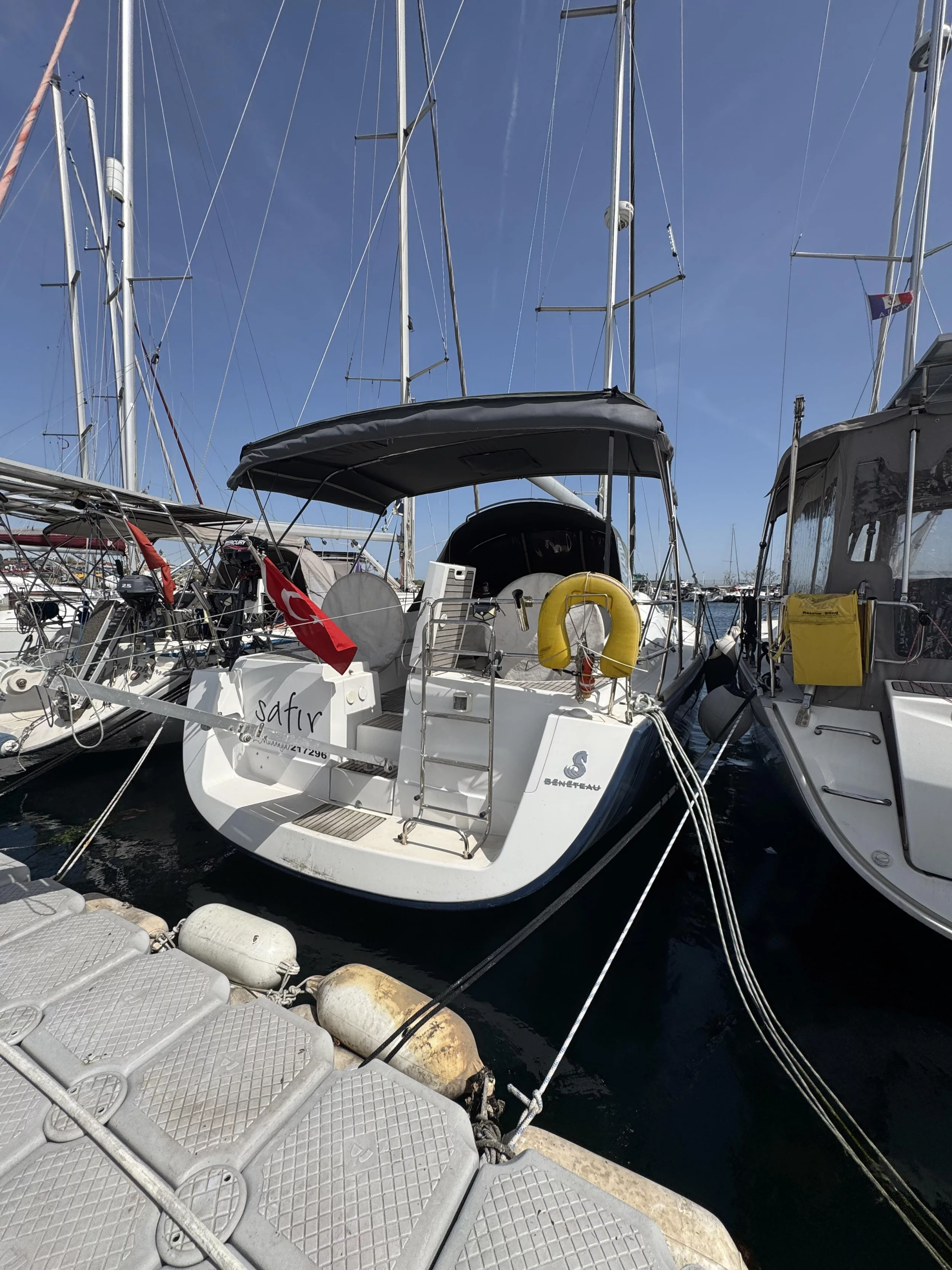 Oceanis 40 (Safir) Main image - 0