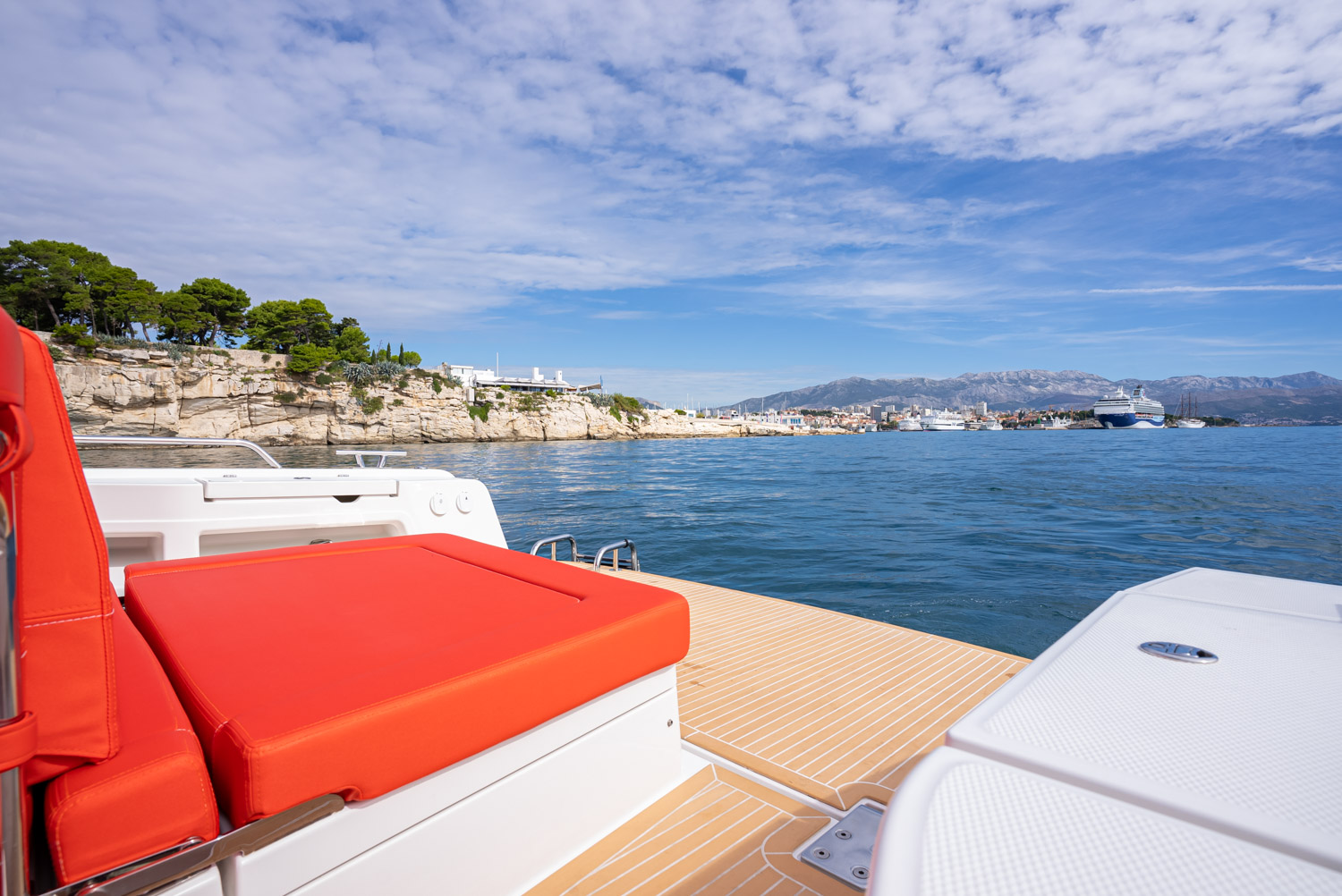Photo #6 - Nimbus T11 Inboard (PURA VIDA) in Split - 61371