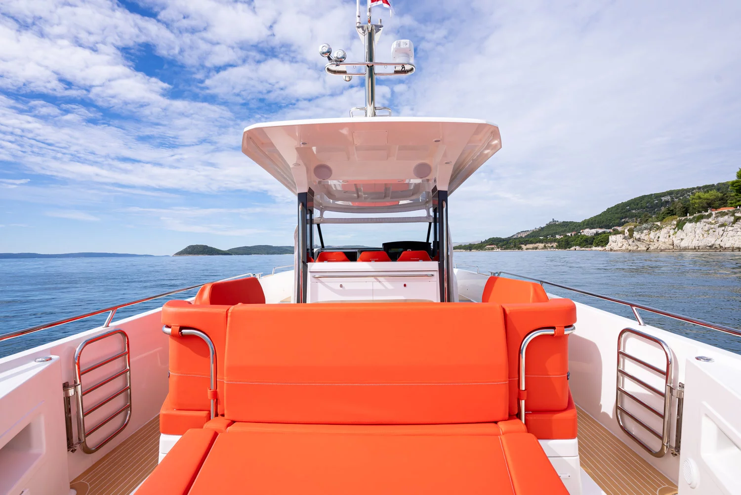 Nimbus T11 Inboard (PURA VIDA)  - 13
