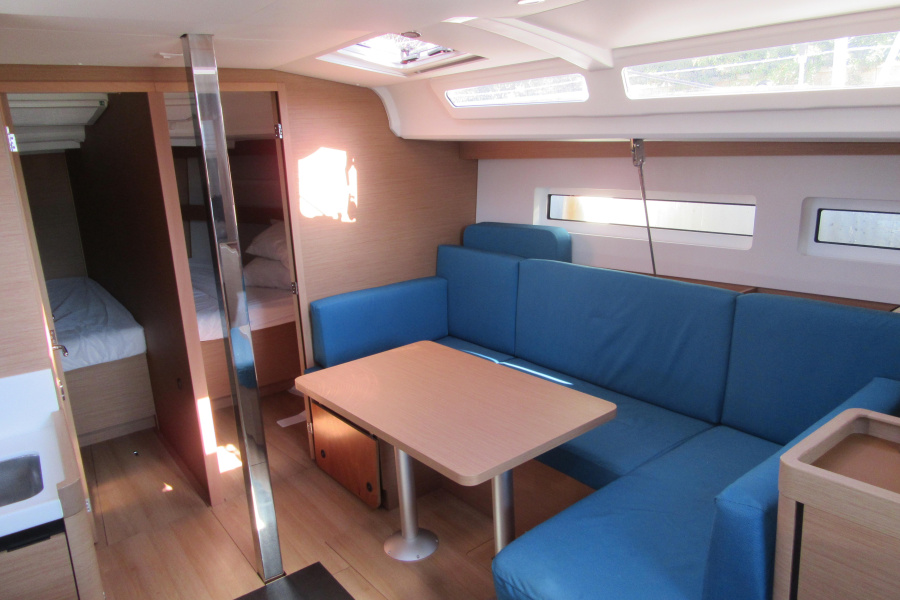 Photo #18 - Sun Odyssey 440 (Matilda) en San Vincenzo - 17035