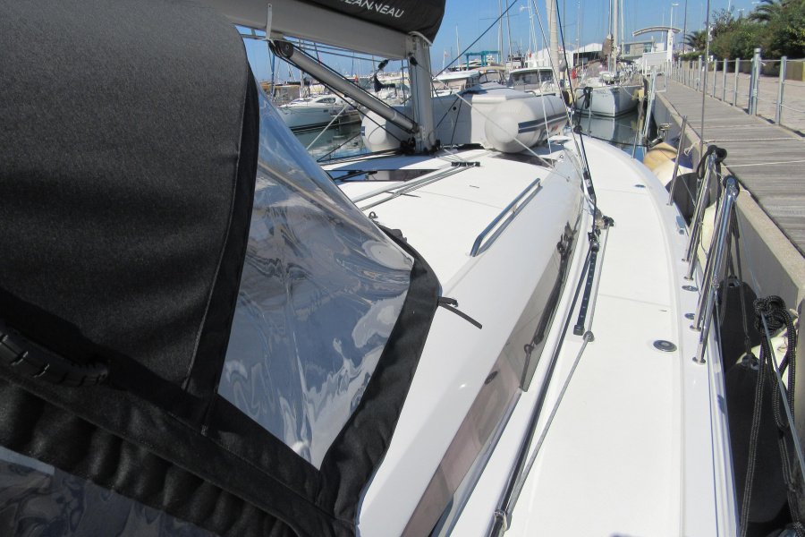 Photo #17 - Sun Odyssey 440 (Matilda) en San Vincenzo - 17035