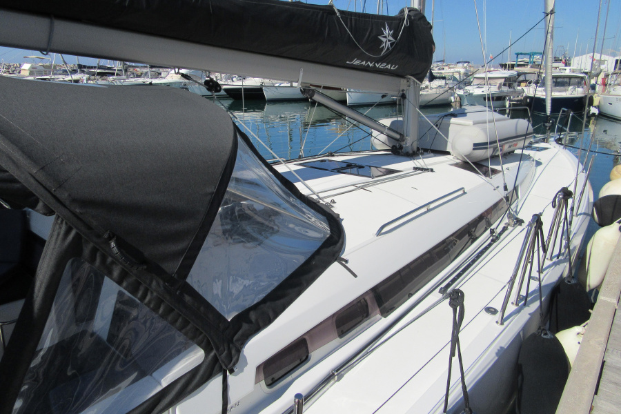 Photo #20 - Sun Odyssey 440 (Matilda) en San Vincenzo - 17035