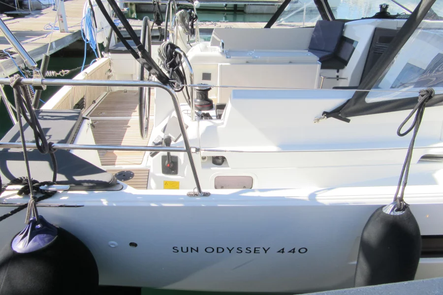 Sun Odyssey 440 (Matilda)  - 6