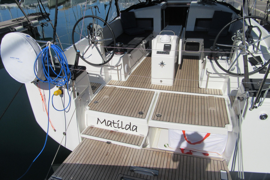 Photo #9 - Sun Odyssey 440 (Matilda) en San Vincenzo - 17035