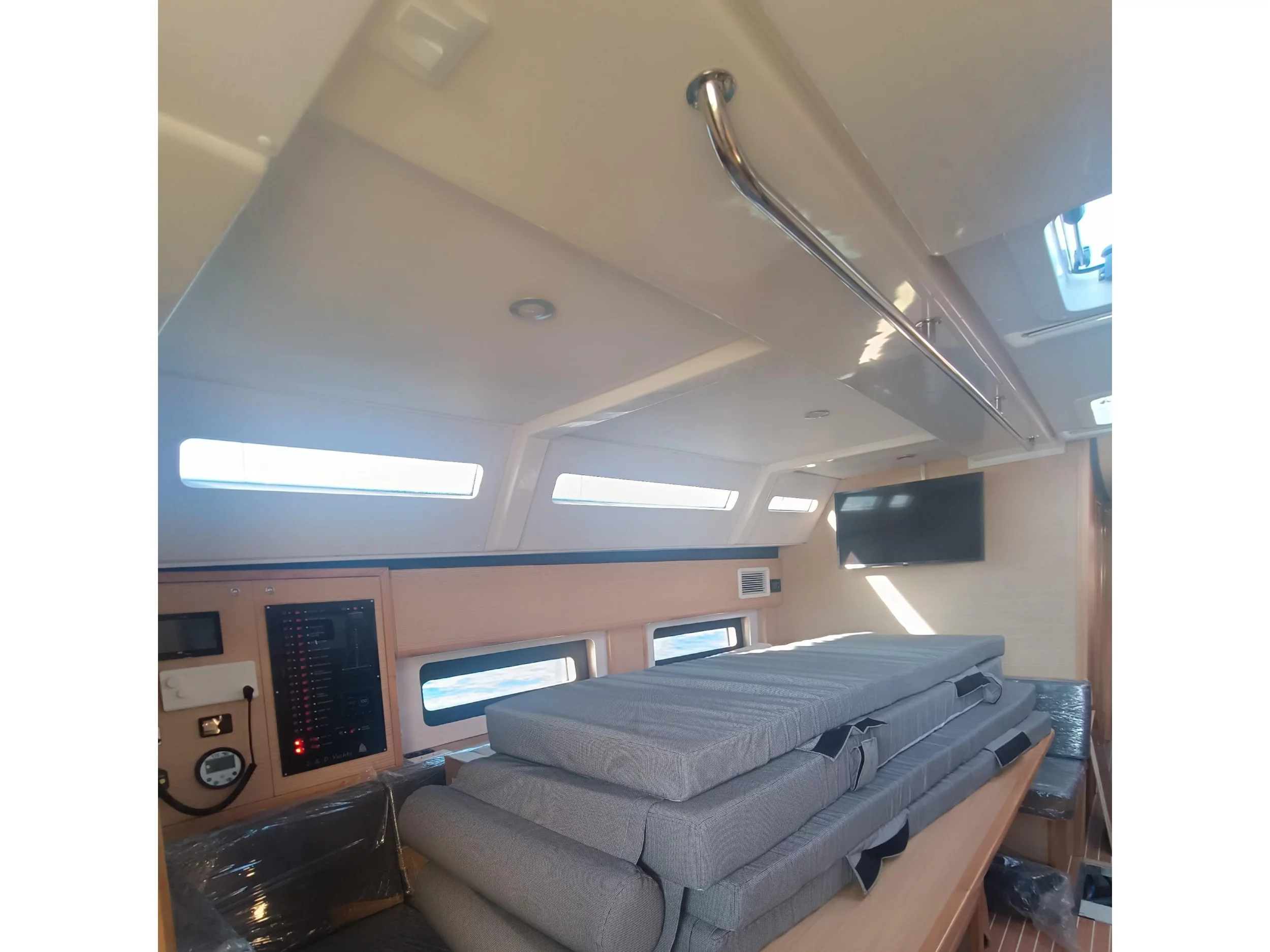 D&D Kufner 50 I. (DONA) Interior image - 23
