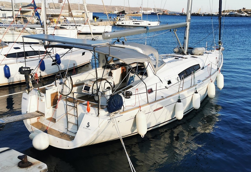 Photo #2 - Beneteau Oceanis 50 Family (Seladon II) in Lavrion - 16967