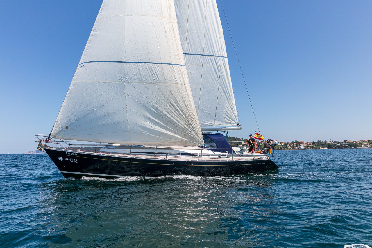 Photo #16 - Grand Soleil 43 (Nemo) en Baiona - 19118