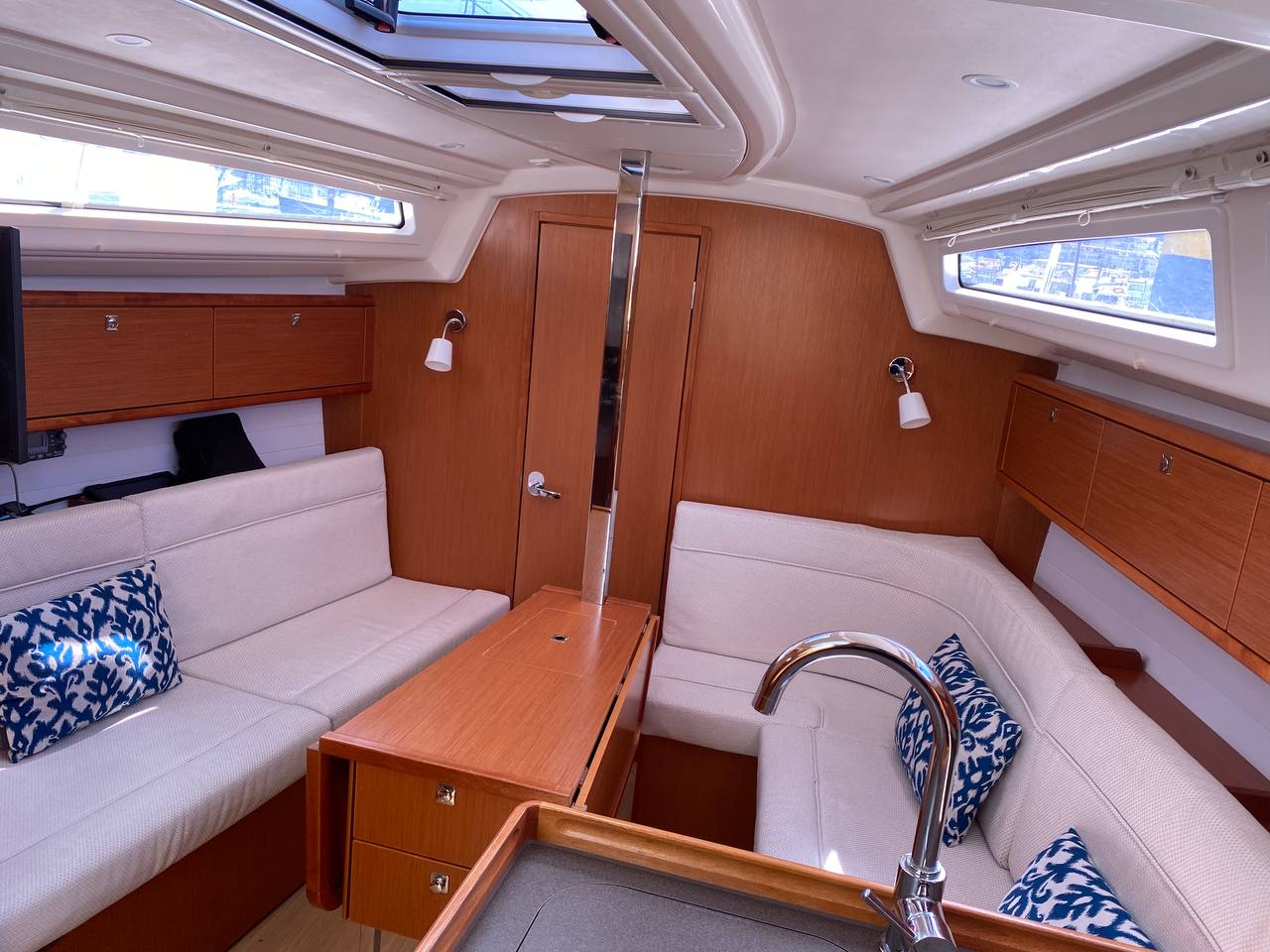 Photo #8 - Bavaria 34 (FIX) in Baiona - 19842