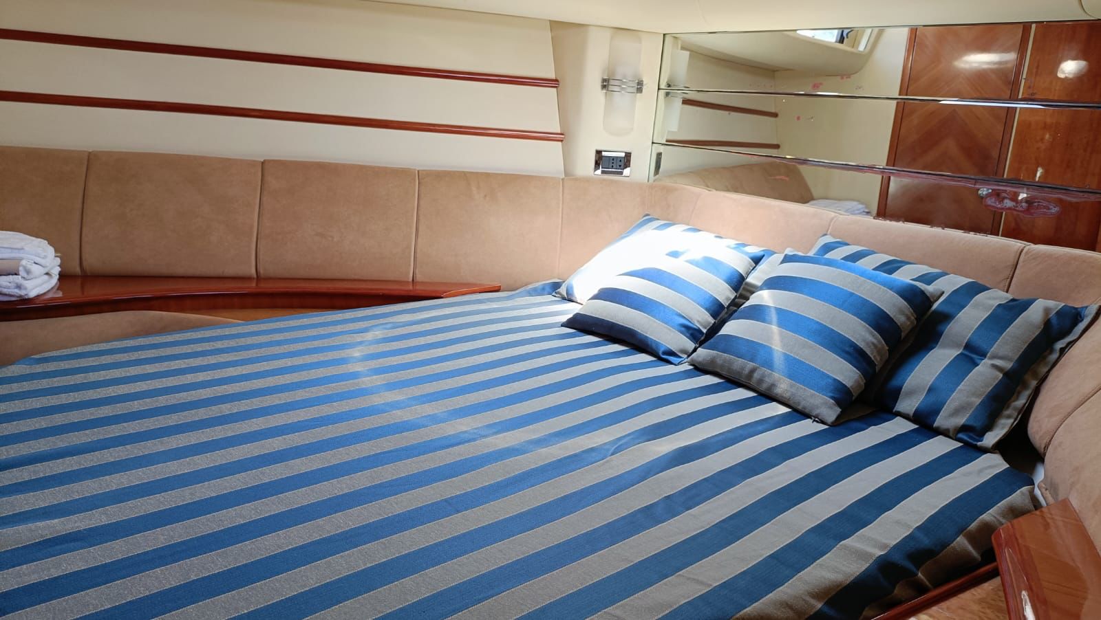 Photo #6 - AZIMUT 46 (AZIMUT 46 (App)) en Rome - 61514
