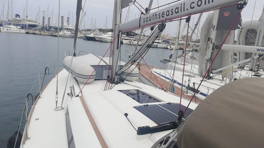 Photo #14 - Sun Odyssey 439 (Captain Ginos) in Lavrion - 10320