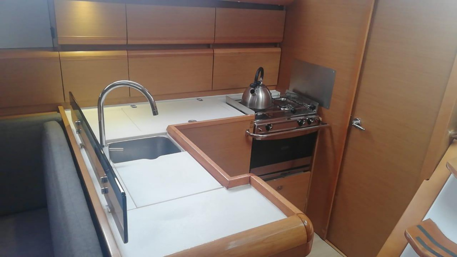 Photo #6 - Sun Odyssey 439 (Captain Ginos) in Lavrion - 10320