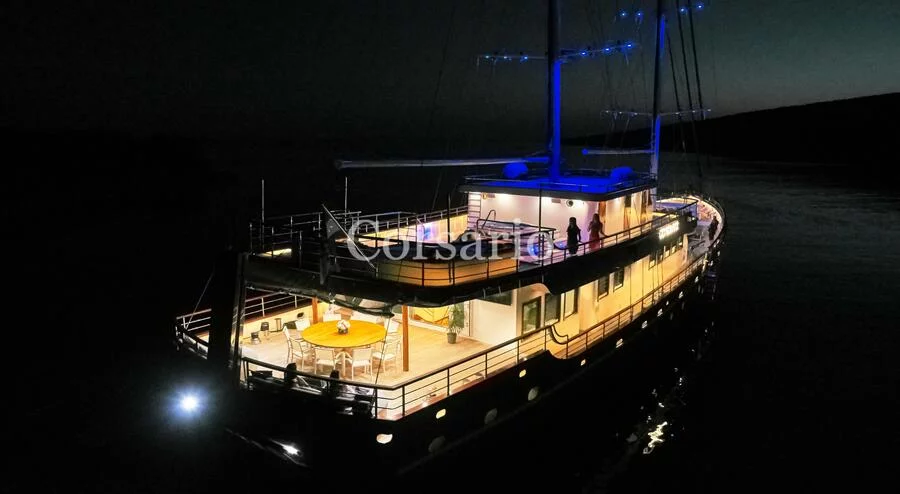 Luxury Sailing Yacht Corsario (Corsario)  - 93