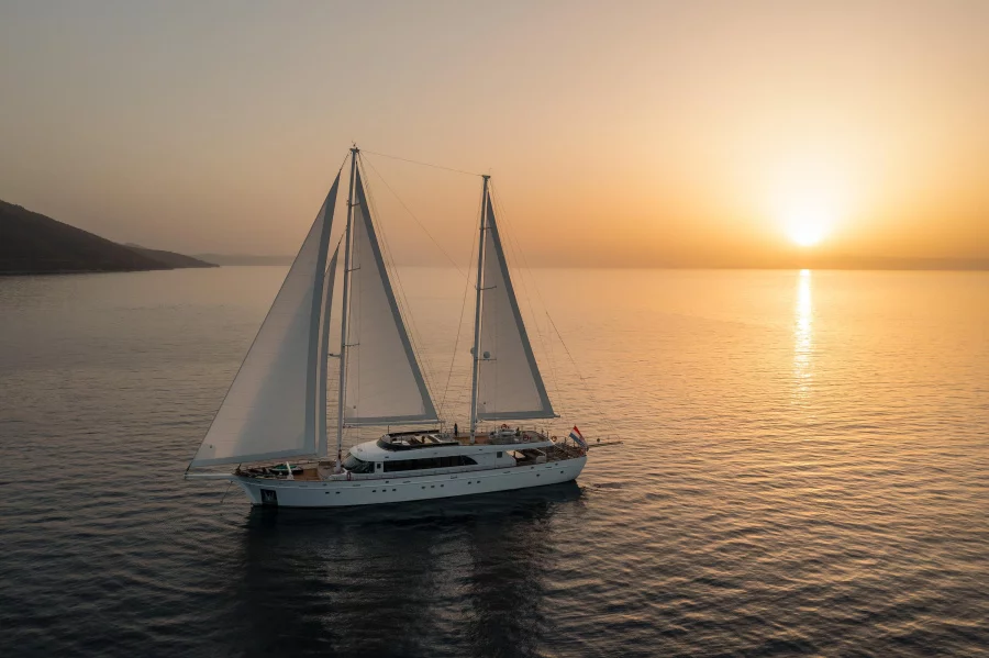 Last Minute Yacht Charters Near You: Find Your Perfect Getaway – Sailing  Click