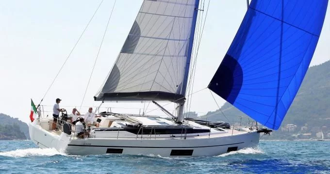 Bavaria C45 Style (Amaryllis)  - 8