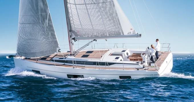 Bavaria C45 Style (Amaryllis)  - 2