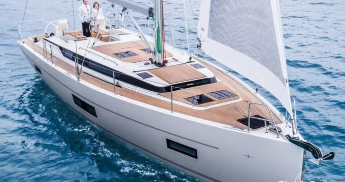 Bavaria C45 Style (Amaryllis)  - 11