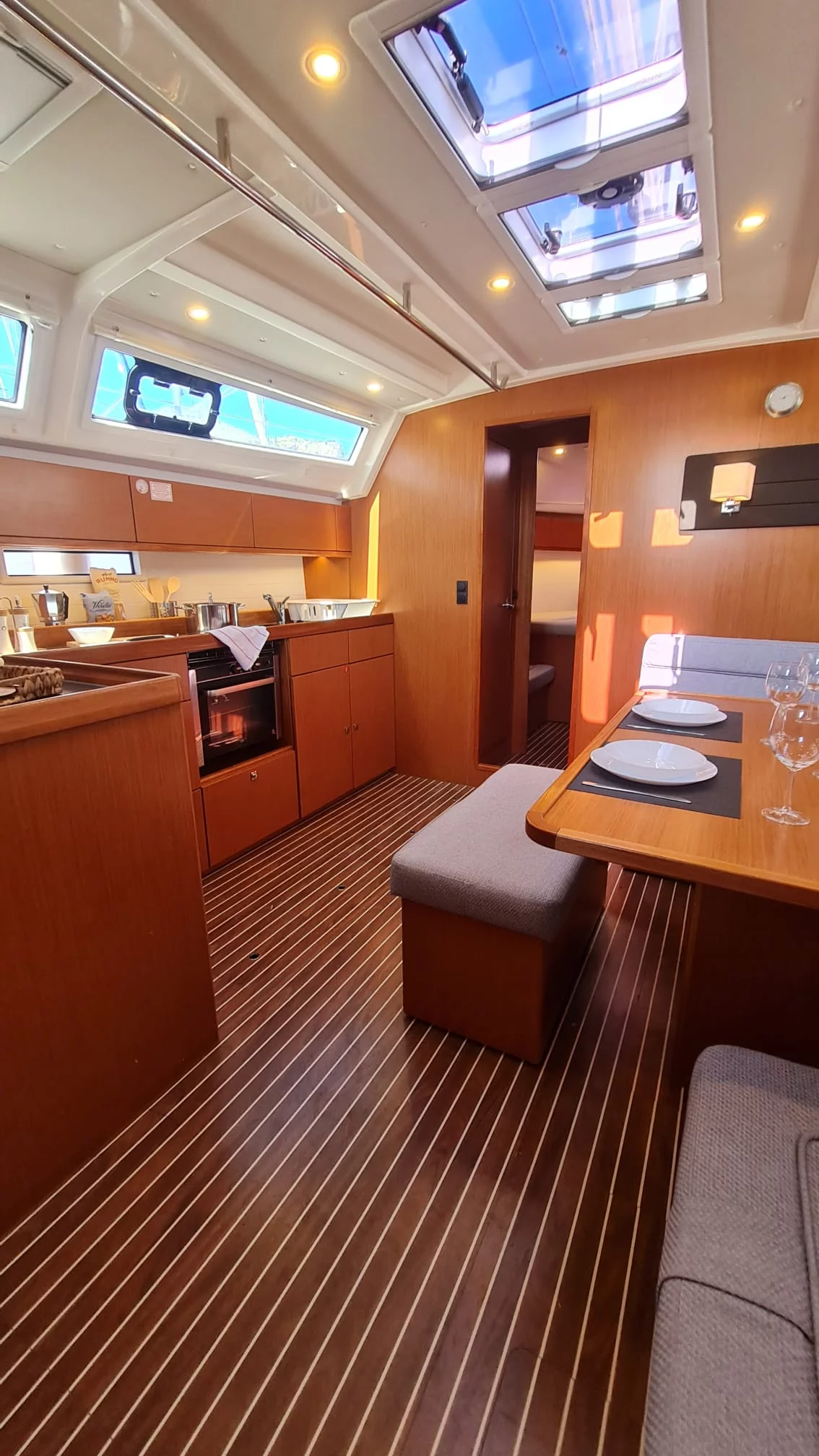 Bavaria Cruiser 46 (Baaria)  - 4