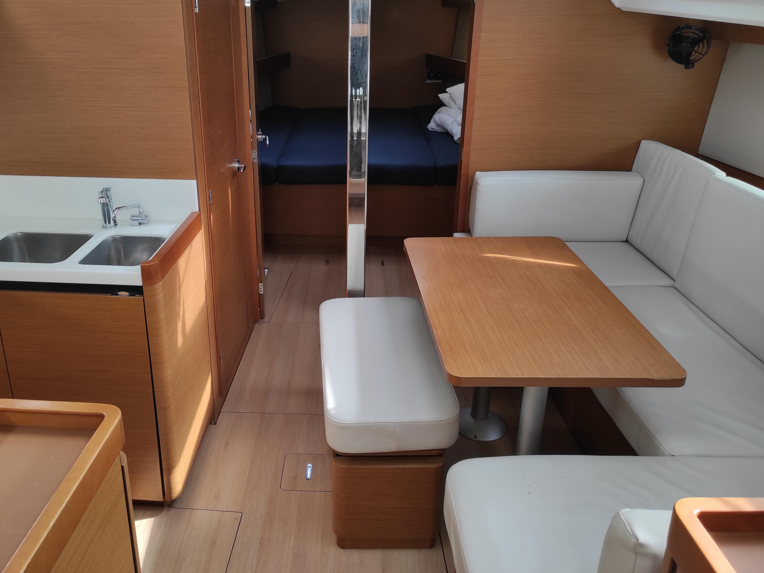 Photo #20 - Sun Odyssey 440 (Alboran Caipiroska (Majorca)) in Palma - 17393