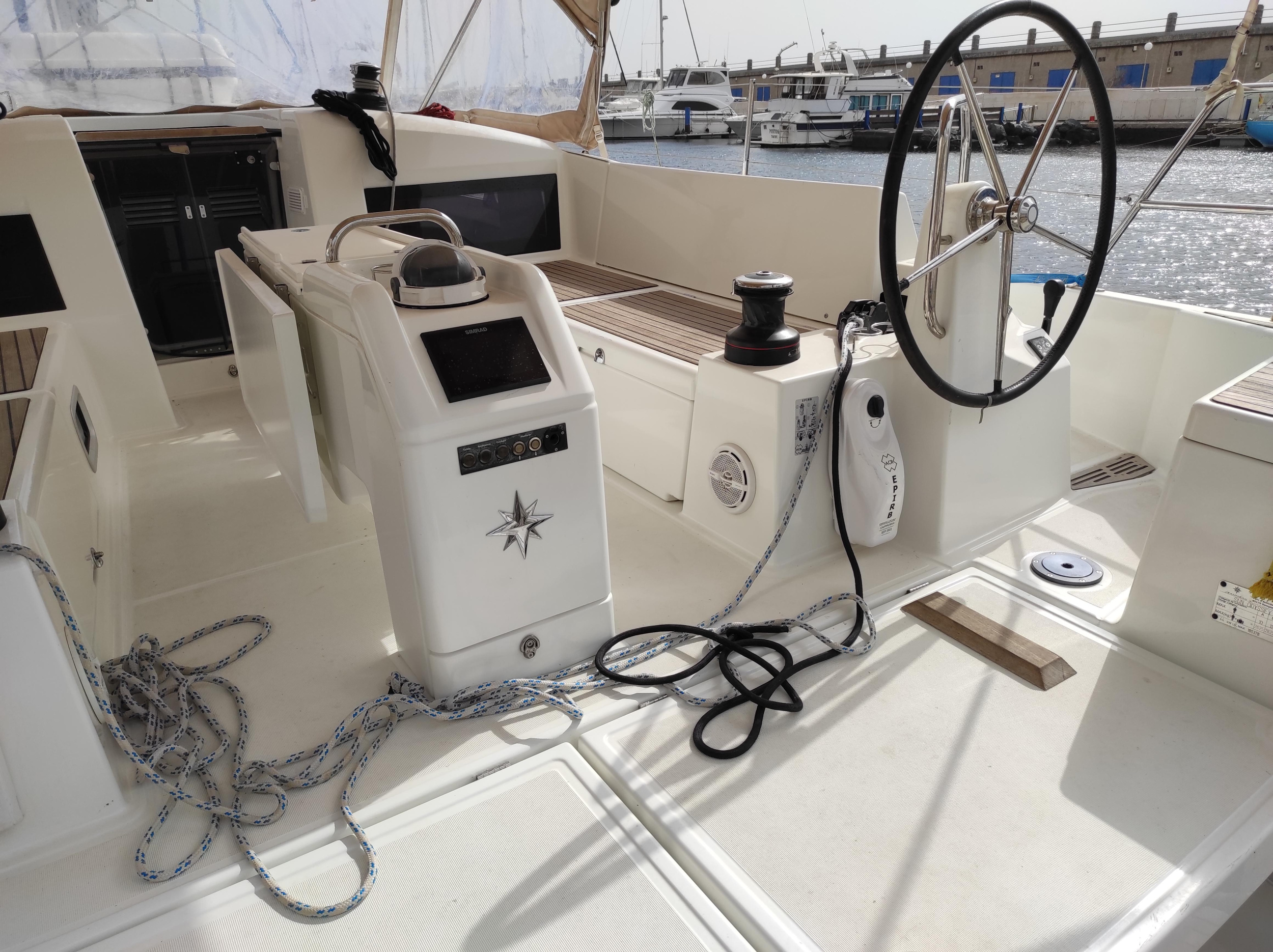 Photo #19 - Sun Odyssey 440 (Alboran Caipiroska (Majorca)) in Palma - 17393