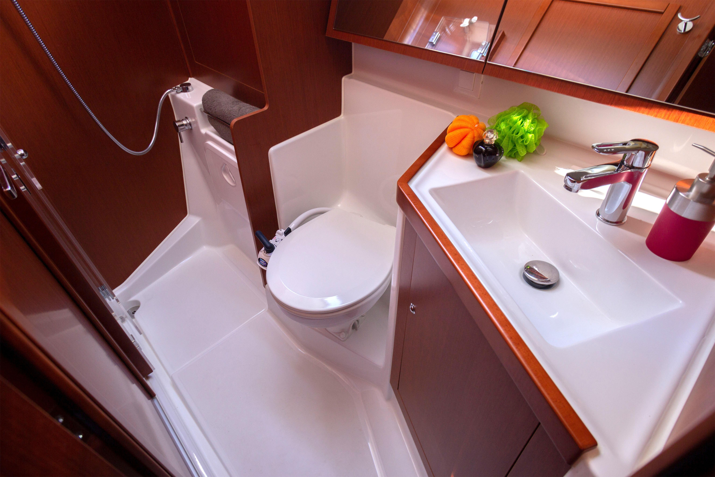 Photo #7 - Oceanis 41.1 (Poison) en la Spezia - 6225