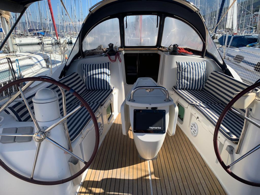 Photo #6 - Sun Odyssey 42i (Miss Joy) in Fethiye - 17254