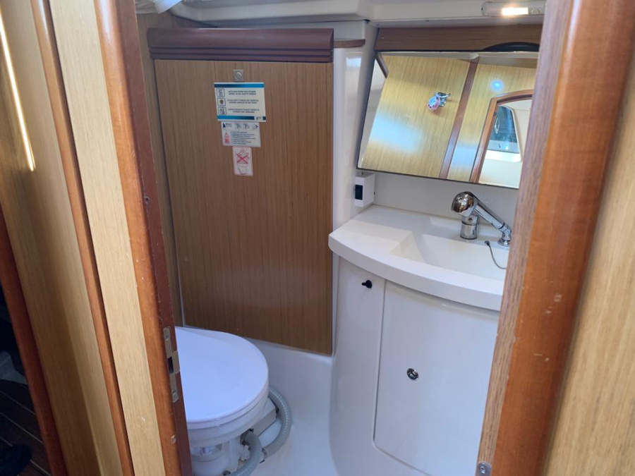 Photo #8 - Sun Odyssey 42i (Miss Joy) in Fethiye - 17254