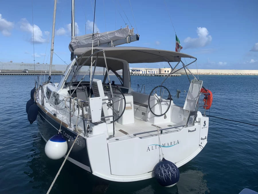 Photo #1 - Oceanis 35.1 (Altamarea) in Palermo - 23456