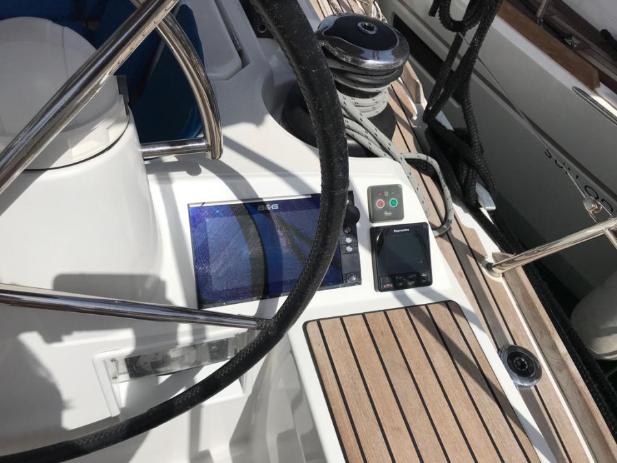 Photo #15 - Sun Odyssey 519 (Alboran Cognac (Majorca)) in Palma - 6744
