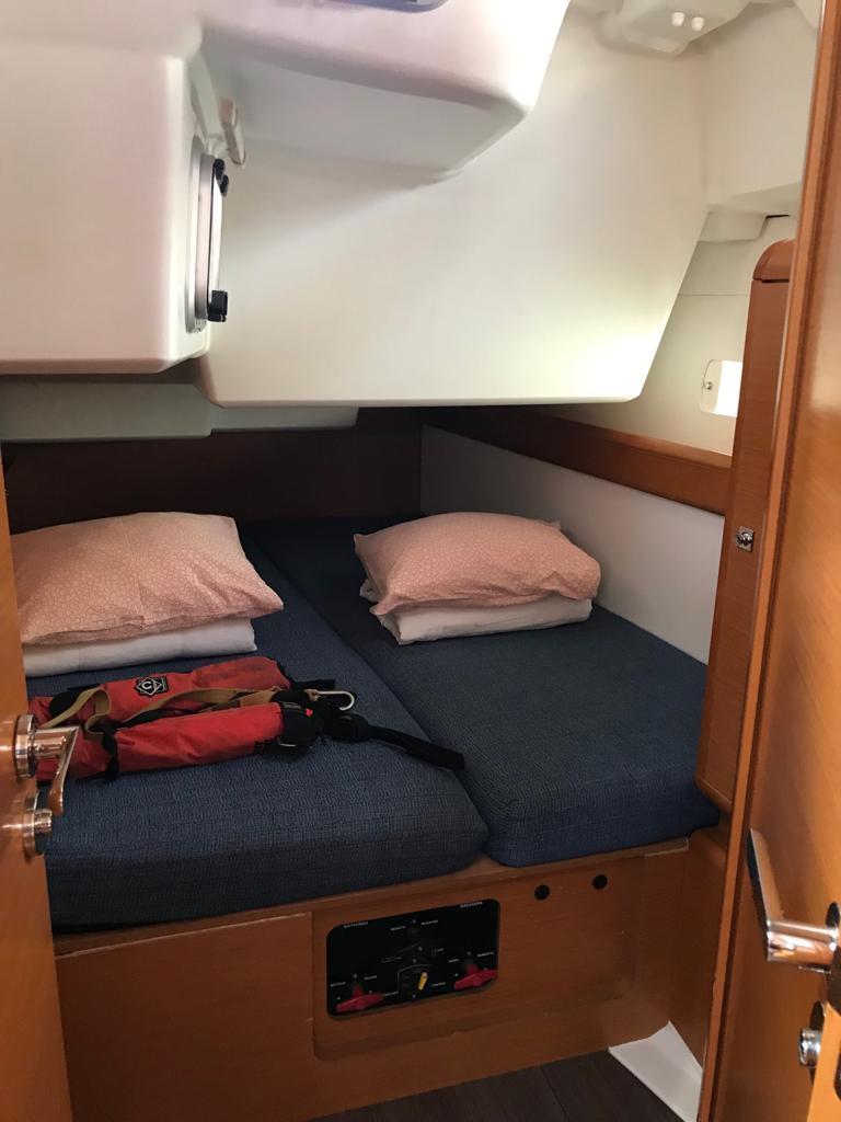 Photo #17 - Sun Odyssey 519 (Alboran Cognac (Majorca)) in Palma - 6744