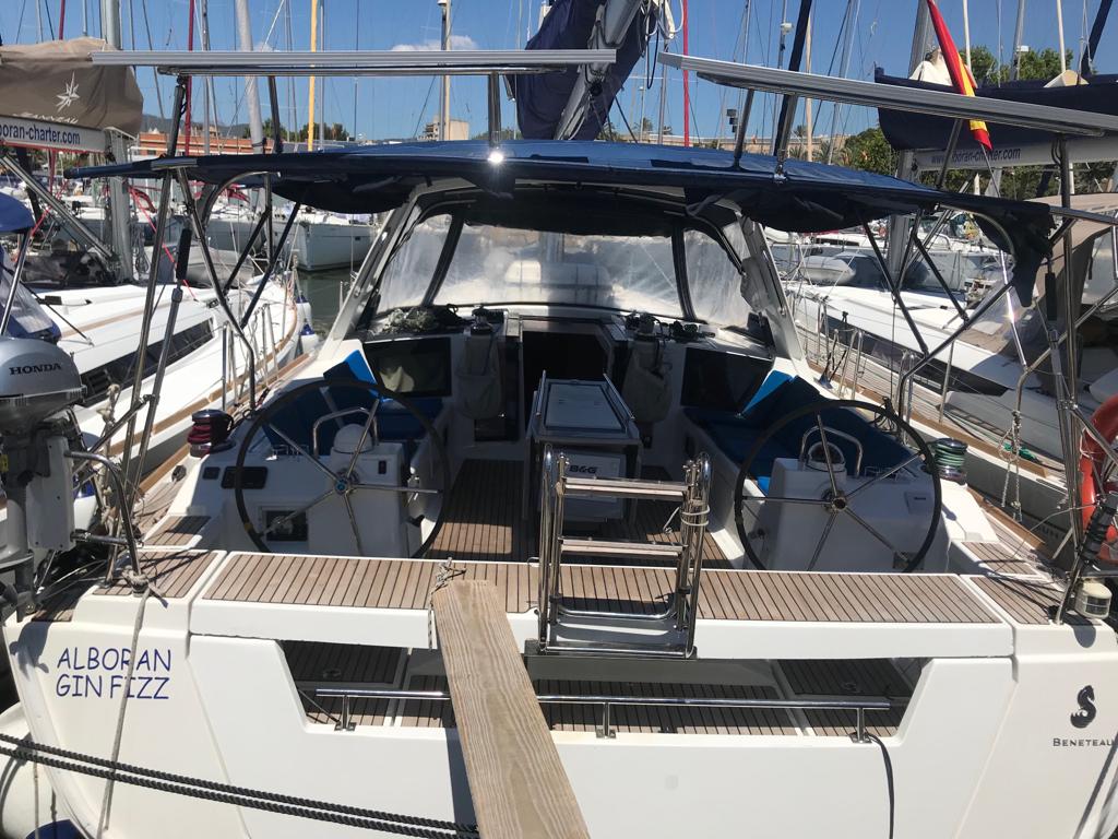 Photo #4 - Oceanis 45-4 (Alboran Gin Fizz (Majorca)) en Palma - 6734
