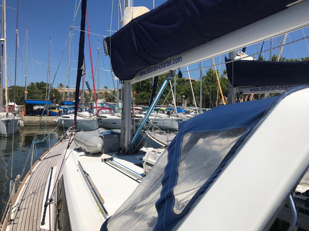Photo #6 - Oceanis 45-4 (Alboran Gin Fizz (Majorca)) en Palma - 6734