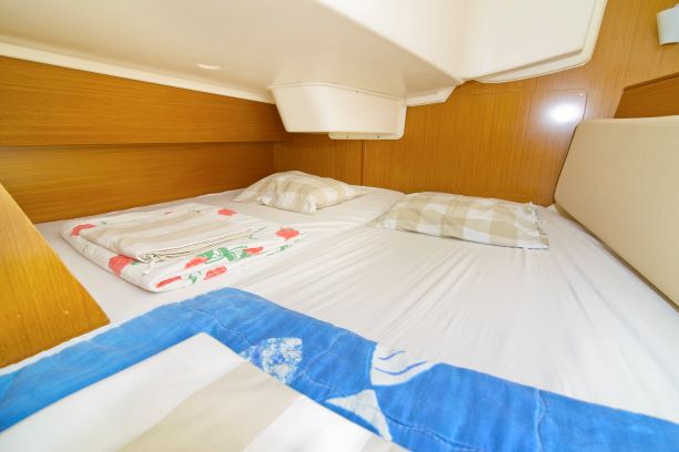 Photo #11 - Sun Odyssey 32 (Carmen) en Murter - 23805