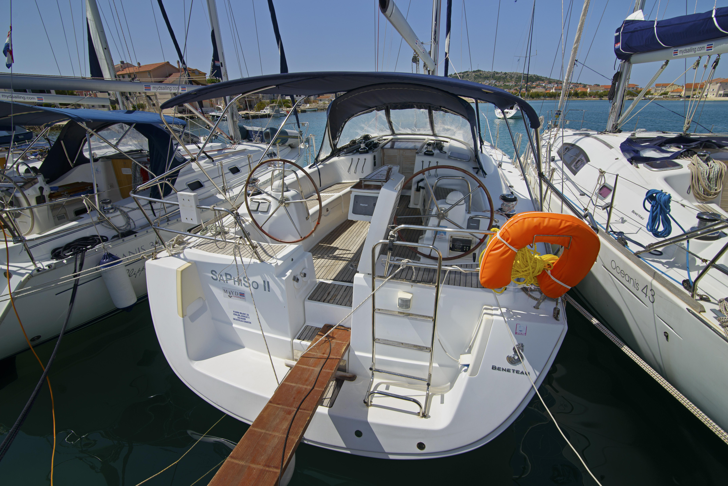 Photo #7 - Beneteau Oceanis 43 (Mataa) in Murter - 5410