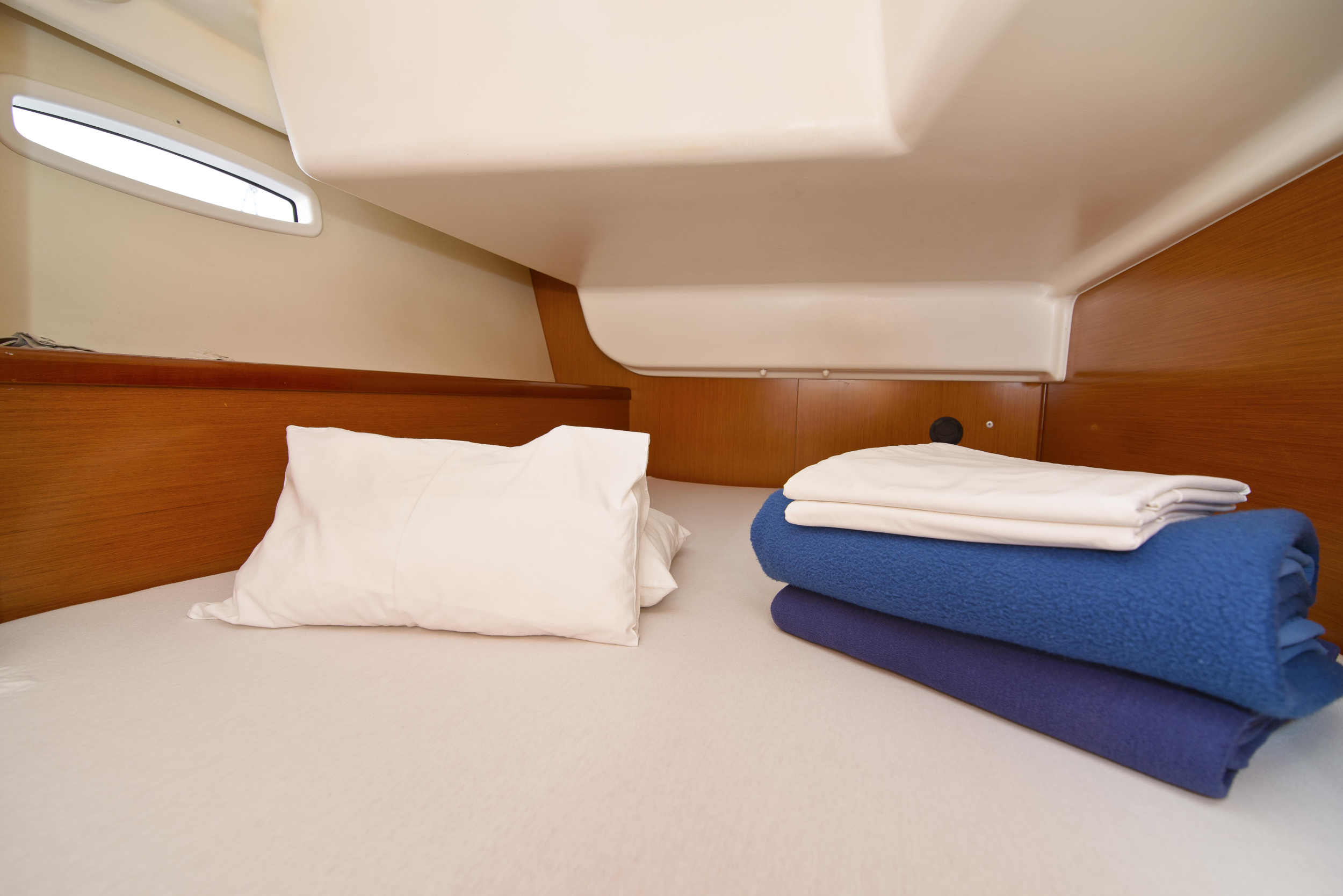 Photo #14 - Beneteau Oceanis 43 (Mataa) in Murter - 5410