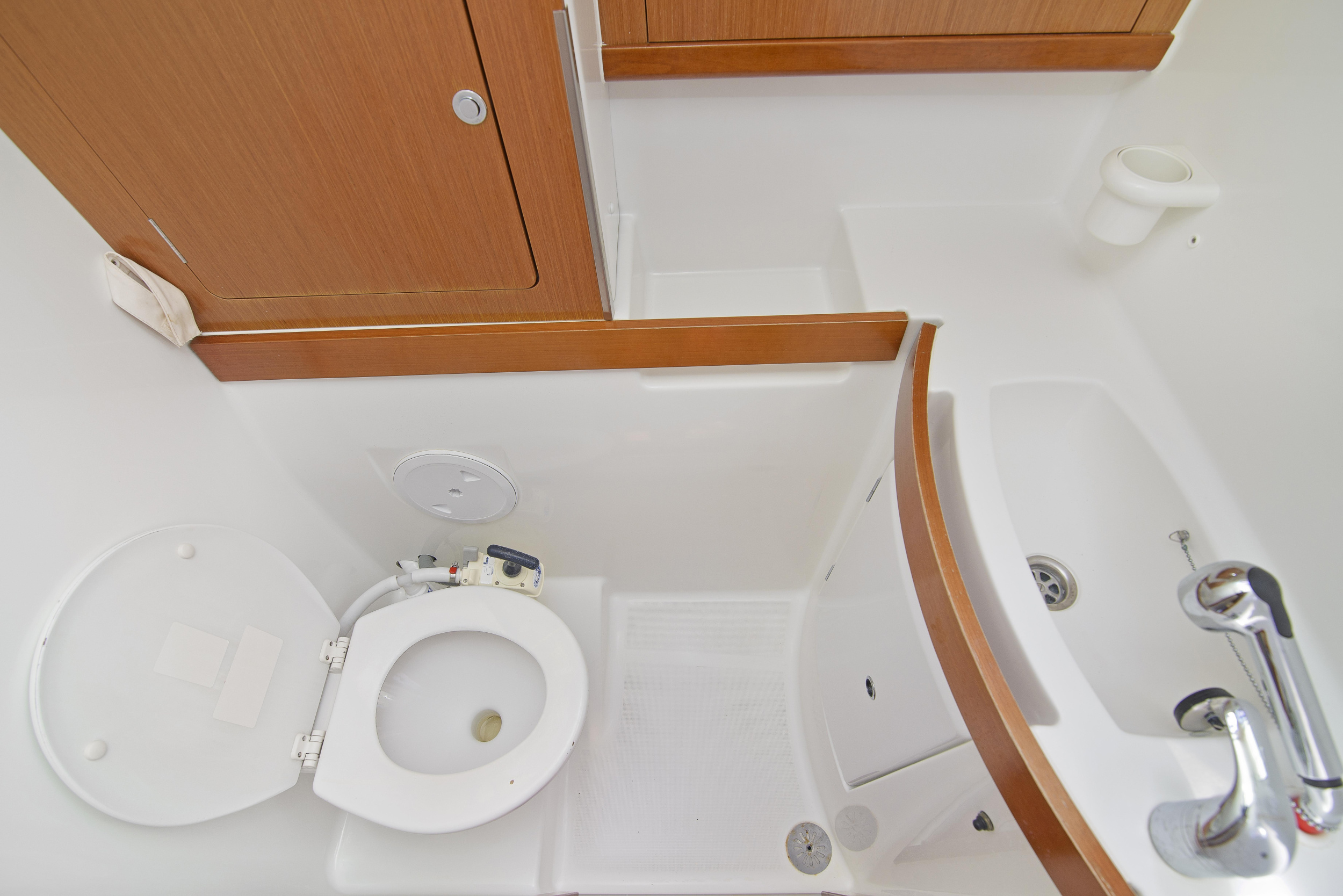 Photo #8 - Beneteau Oceanis 43 (Mataa) in Murter - 5410