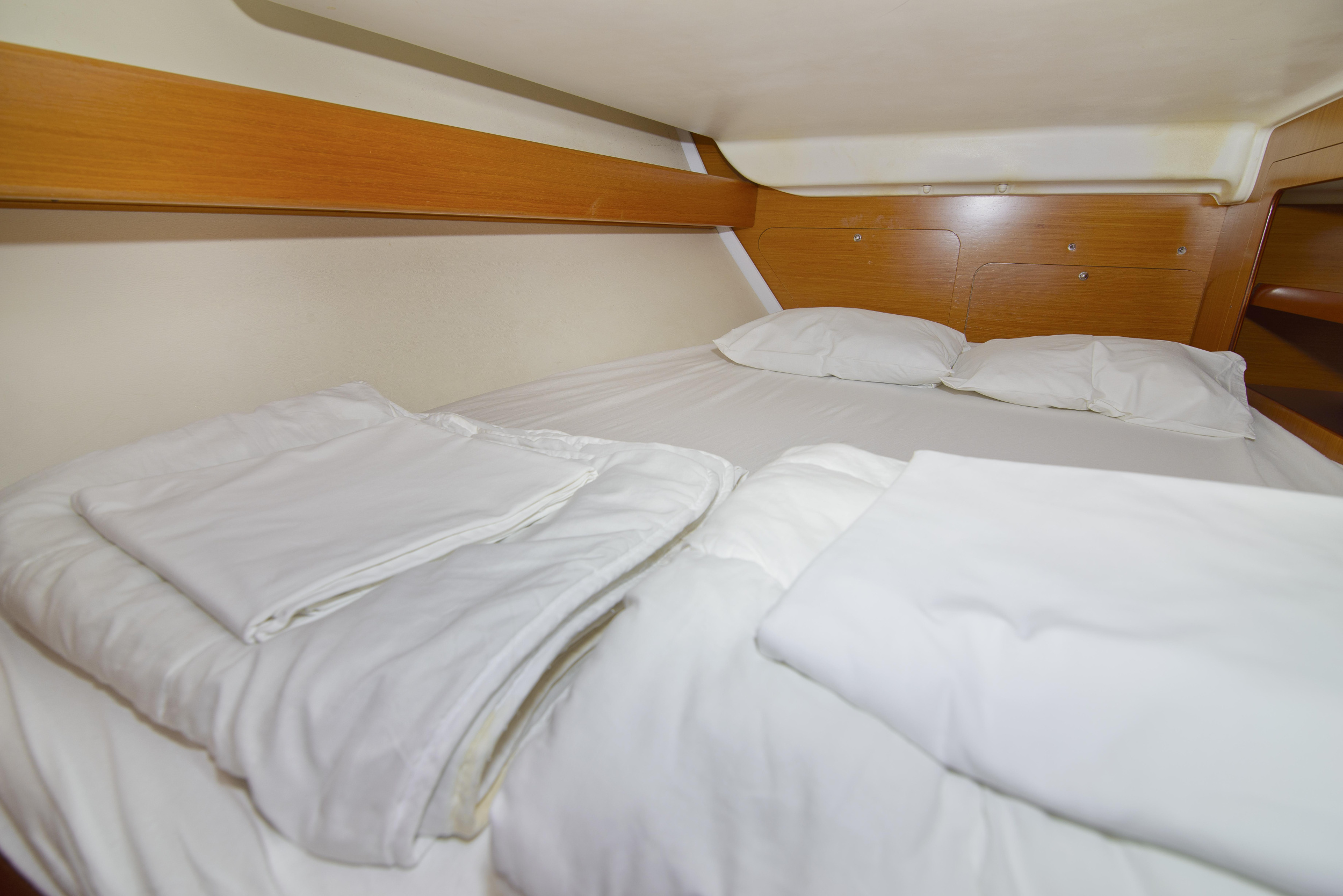 Photo #16 - Beneteau Cyclades 50.5 (SaPhiSo III) in Murter - 15620