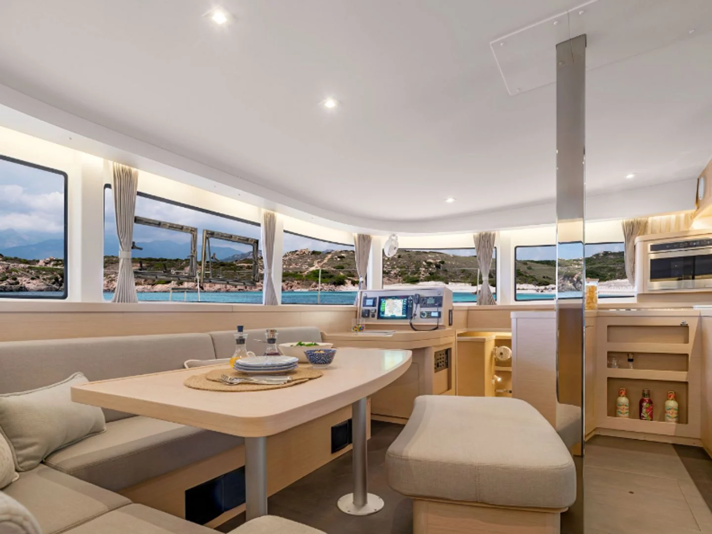 Lagoon 42 (Ivan Nonno) Interior image - 2