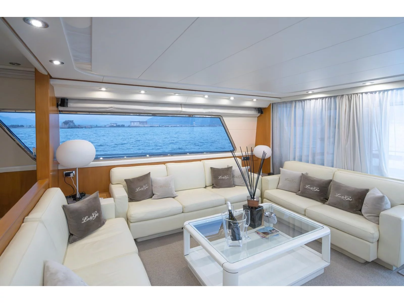 San Lorenzo SL 72 (San Lorenzo) Interior image - 3
