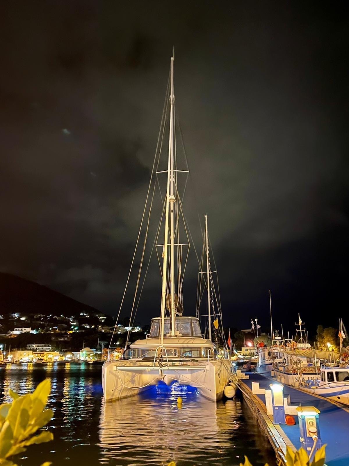 Photo #9 - Lagoon 50 (Colibrì Platinum Service) en Castellammare di Stabia - 13855