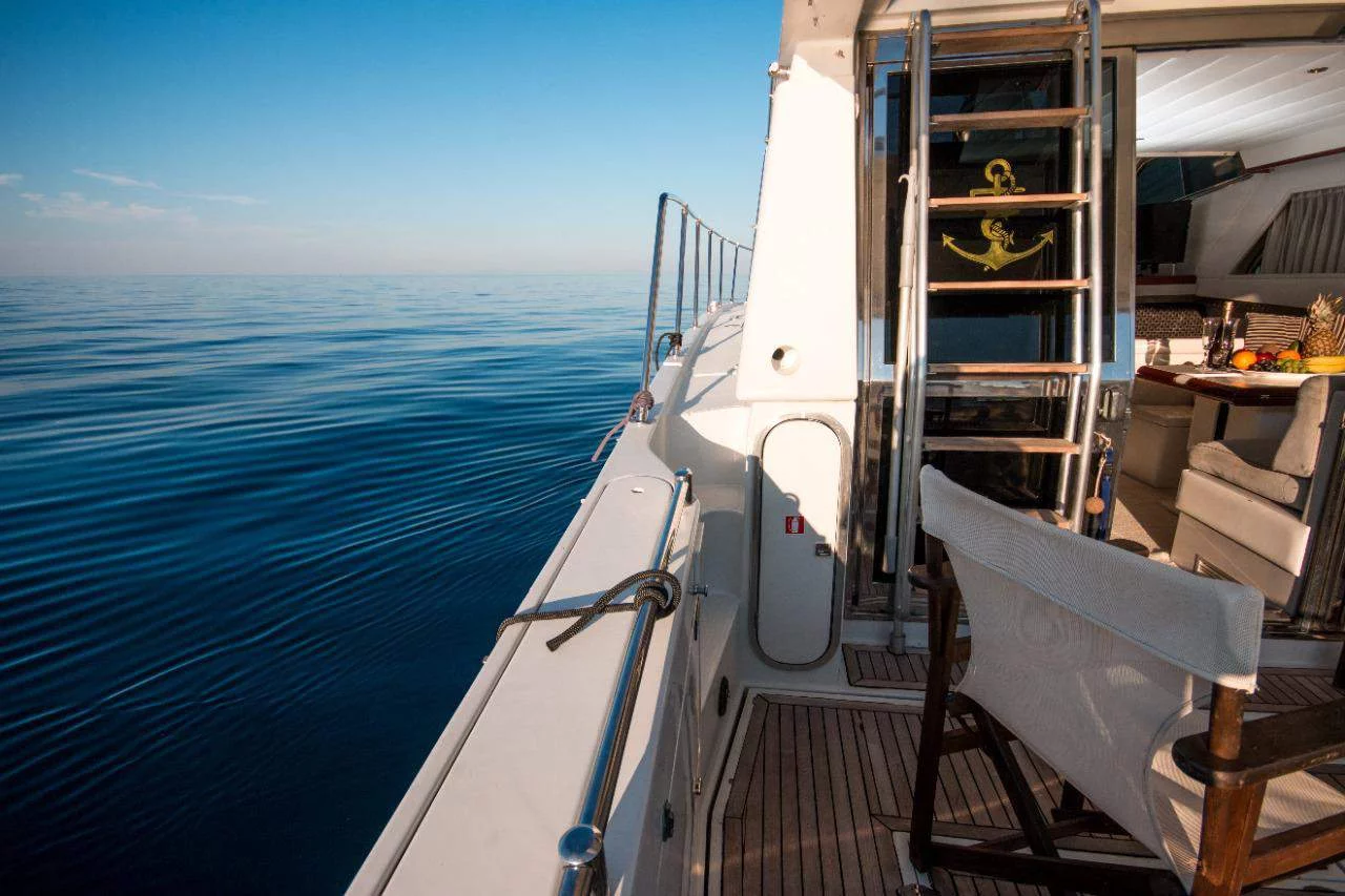 Ferreti 47 Flybridge (Ferretti 47)  - 11