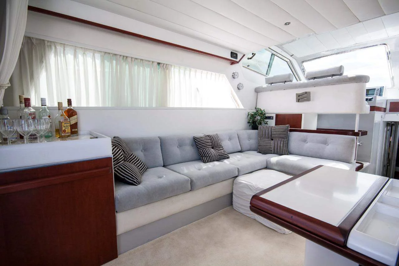 Ferreti 47 Flybridge (Ferretti 47)  - 4