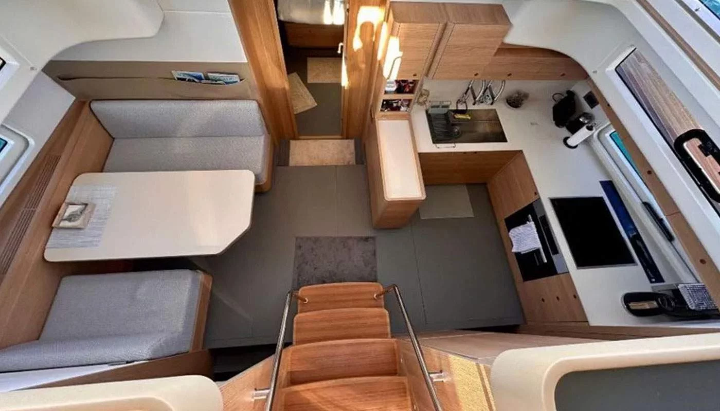 Omikron OT60 (O Yachts)  - 13