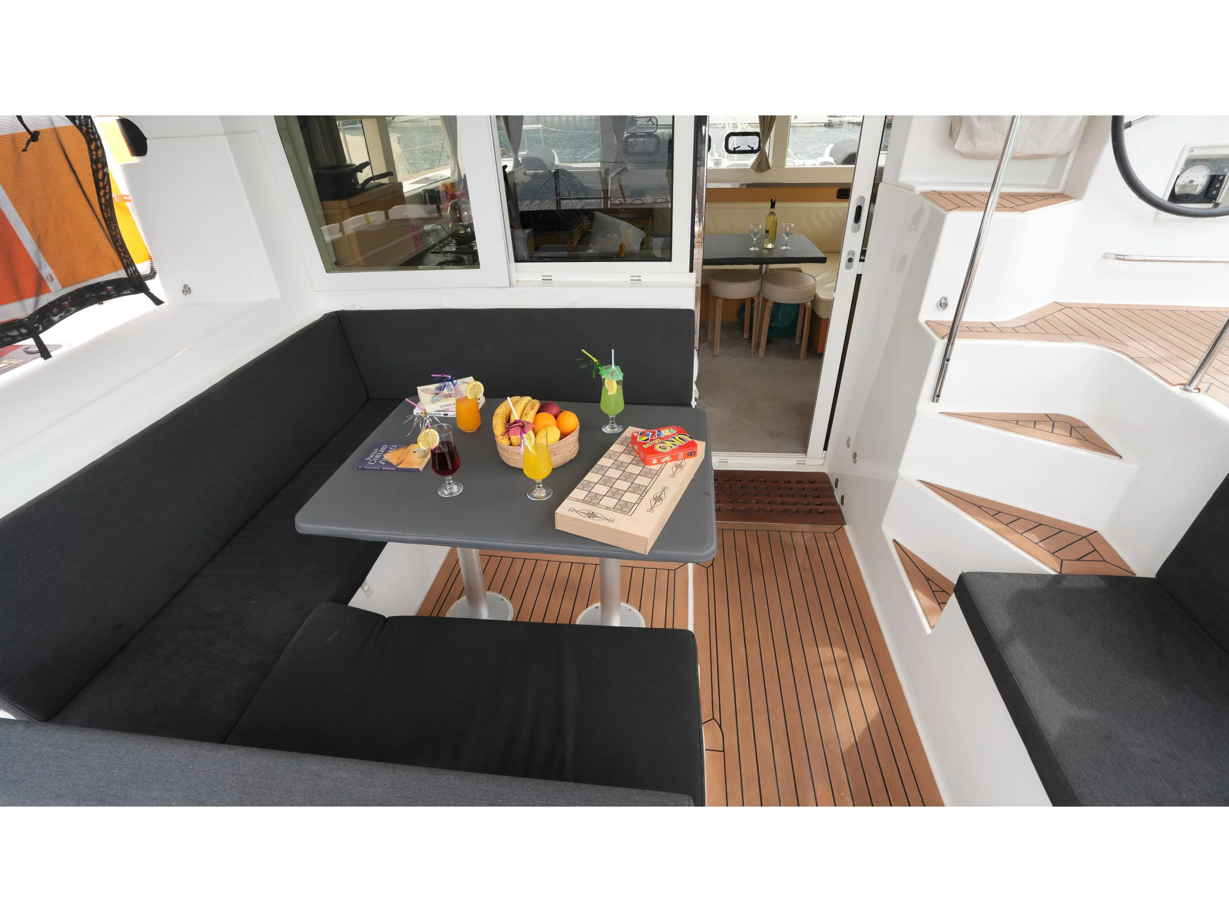 Lagoon 39 (Joy One) Interior image - 8